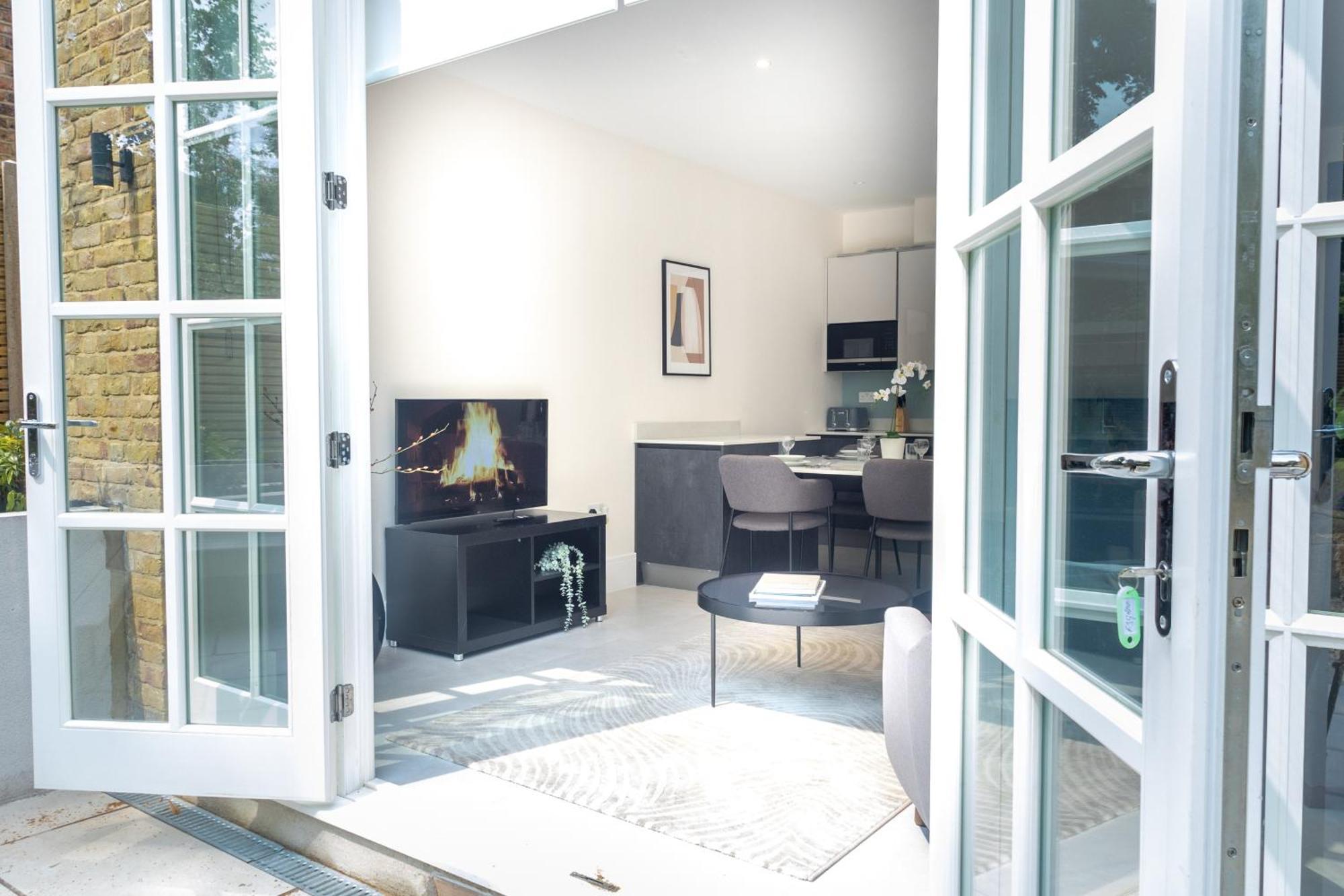 Premier London Apartments Near Camden Markets Very Close To Tube Stations By Sojo Stay Екстер'єр фото